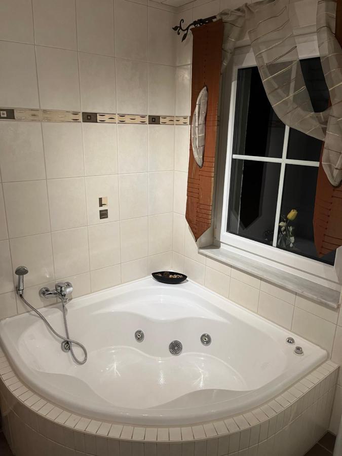 Ferienwohnung Koerber โกสไวน์ชไตน์ ภายนอก รูปภาพ